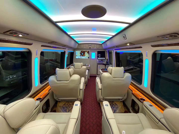 大巴車內(nèi)飾(2)